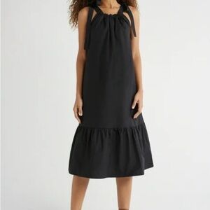 Elegant Black Sleeveless Dress